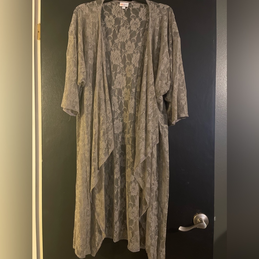 Lace kimono